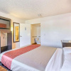 Отель Motel 6 Oakland, CA - Embarcadero, фото 4