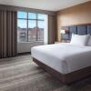 Отель Embassy Suites by Hilton South Bend at Notre Dame, фото 31