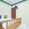Отель SPOT ON 94005 Homestay Bintang Syariah, фото 15