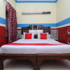 Отель OYO 30100 Lucky Guest House, фото 4