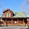 Отель Sweet Surrender 1 Br cabin by RedAwning, фото 19