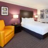 Отель La Quinta Inn & Suites by Wyndham Detroit Utica, фото 7