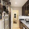 Отель Stunning 2 Bed Apt, Sleeps 3 in Kensington, фото 12