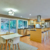 Отель Lake Oswego Home w/ Covered Patio: Near Portland!, фото 9