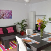 Отель Ground floor apartment 1 bdr, private patio, South facing, фото 10