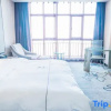 Отель Huadong · Rongjin International Hotel, фото 5