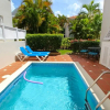 Отель Large Townhouse with Plunge Pool, 3 mins from Beach - Turtle View 2 by BSL Rentals, фото 14