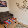 Отель Cozy Central One Bedroom Flat, фото 2