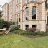 Отель Grand Victorian Apartment in Sought-after Clifton, фото 11