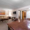 Отель Comfort Inn & Suites Denver, фото 8