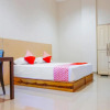 Отель Oyo 91648 Losari Homestay, фото 2