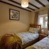Отель Fab 2 Bed Cotswolds Cottage With Private Courtyard, фото 2