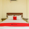 Отель RedDoorz near Jembatan Siti Nurbaya Padang, фото 3