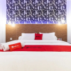 Отель RedDoorz Plus near Ringroad City Walks Medan 2, фото 12