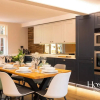 Отель The Victoria - Central Luxury Home With Hot Tub, фото 15