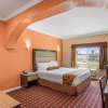 Отель Rodeway Inn & Suites Pasadena, фото 4
