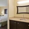 Отель Holiday Inn Express Hotel & Suites Salina-I-70, фото 6