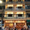Отель Golden Pagoda Hostel&Cafe в Бангкоке