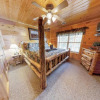 Отель Rocky Top Rendez - 2 Br cabin by RedAwning, фото 15