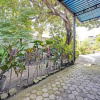 Отель OYO Life 92937 Kost Putri Sarkara Syariah, фото 19