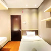 Отель Best City View 2Br Apartment At Tamansari La Grande, фото 4