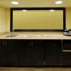 Отель Hampton Inn Suites Scottsboro, фото 25