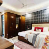 Отель Bluo 2bhk Patparganj- Balcony, Parking , Lift, фото 2