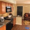 Отель Eagle's Den Suites Cotulla a Travelodge by Wyndham, фото 4