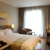 Отель Homeinn Plus Shanghai People Square East Jinling Road, фото 20