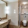 Отель Crown Palace Apartments by Adrez, фото 8