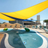 Отель Splash Accommodations by Southern Vacation Rentals, фото 28