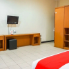 Отель OYO 1740 Tekmira Residence Supratman Syariah, фото 5