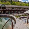 Отель Twin Peaks Lodge & Hot Springs, фото 9