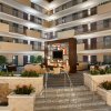 Отель Embassy Suites by Hilton Atlanta Airport в Колледже-Парке