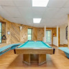 Отель Smoky View Chalet, 2 Bedrooms, Pool Table, Foosball, Pool Access, Sleeps 6, фото 9