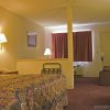 Отель Harrisonville Inn & Suites в Харрисонвилле
