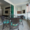 Отель Apto c/varanda a 4min da praia de Bombas COL102, фото 13