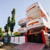 Отель OYO 14196 Home Serene 2BHK Goverdhan Sagar Lake, фото 15