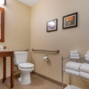 Отель Comfort Suites Boone - University Area, фото 10