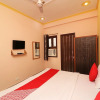 Отель OYO 22015 Hotel Lakshya Palace, фото 20