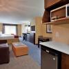 Отель Holiday Inn Express & Suites St Louis Airport, an IHG Hotel, фото 23