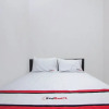 Отель RedDoorz near Universitas Negeri Yogyakarta 2, фото 3