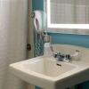 Отель Airport Waterfront Inn, фото 10