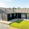 Отель Luxurious Holiday Home in Løkken with Hot Tub & Sauna, фото 1