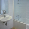 Отель Apartaments Travessera-parc Guell, фото 8