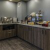 Отель Quality Inn & Suites, фото 12