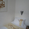 Отель Spacious Central Cornish Townhouse, фото 5