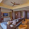 Отель Mangrove Tree Resort Word - Queen Palm Tower, фото 11