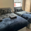 Отель Lovely 2-bed House in Liverpool, фото 2