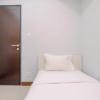 Отель Well Furnished And Comfy 2Br At Royal Heights Apartment, фото 11